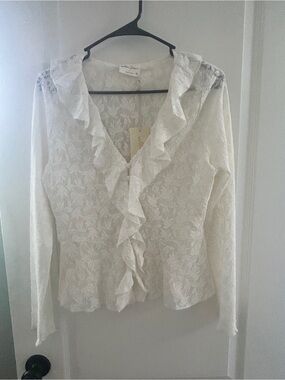 NWT "Allie Rose"/Bohme  ivory lace peplum blouse -  LRG